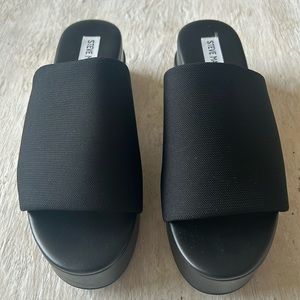 Steve Madden Women’s Platform Wedge Sandal. Slip on. Size 8.5 medium width.